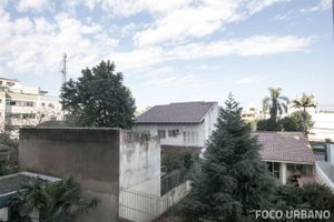 Image 2 - 816