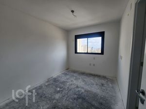 Image 21 - 816248