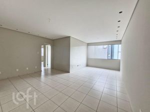 Image 9 - 816704