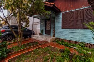 Image 9 - 816765