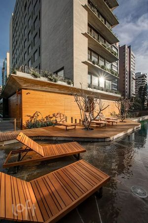 Image 72 - 816859