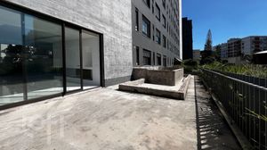 Image 15 - 816859