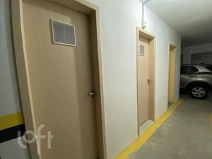 Image 13 - 816877