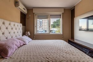 Image 8 - 816898