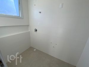Image 22 - 817001