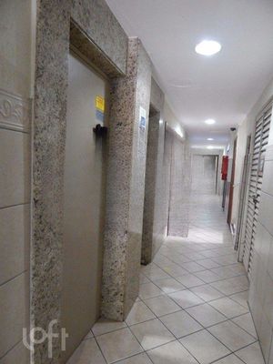 Image 10 - 817349