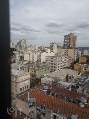 Image 21 - 817349