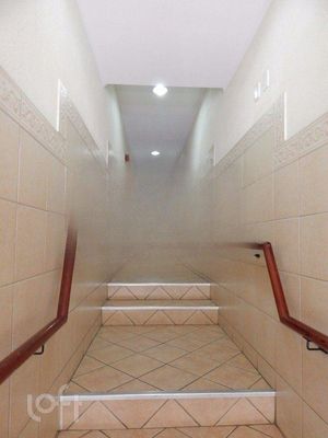 Image 9 - 817349