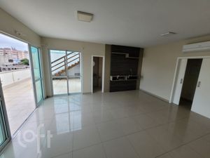 Image 6 - 817354