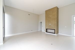Image 12 - 817448