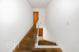 Image 17 - 817540