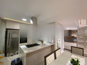 Image 4 - 817558