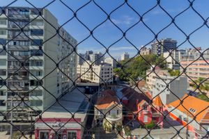 Image 8 - 817608