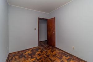 Image 7 - 817689