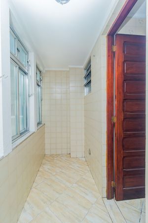 Image 16 - 817689