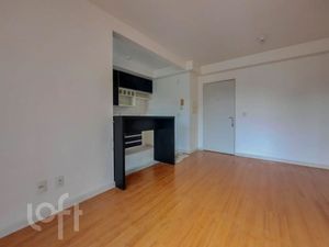 Image 1 - 817799