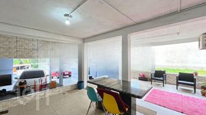 Image 6 - 817862
