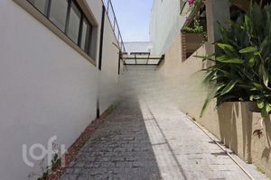 Image 39 - 817942
