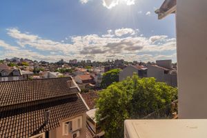 Image 23 - 818148