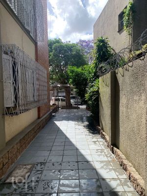 Image 3 - 818151
