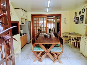 Image 8 - 818163