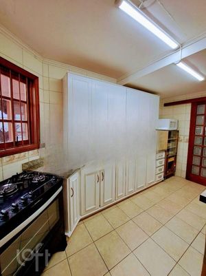 Image 11 - 818163