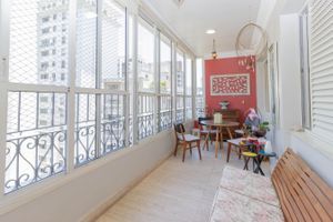 Image 1 - 818214