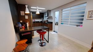 Image 3 - 818218