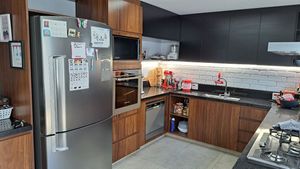 Image 4 - 818218