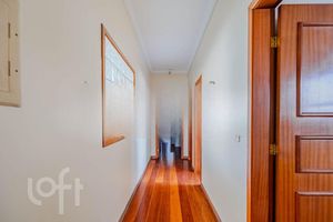 Image 20 - 818318