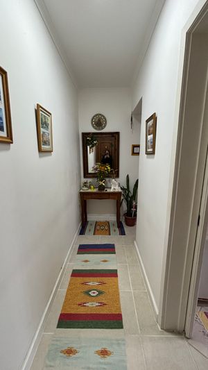 Image 1 - 818451