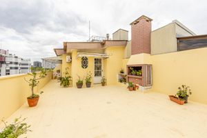 Image 19 - 818451
