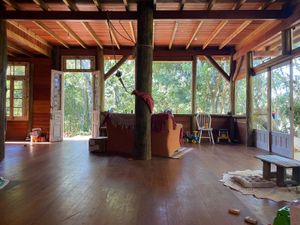 Image 1 - 818455