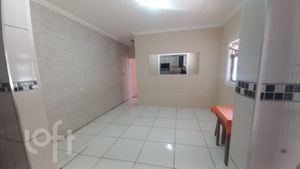 Image 10 - 818487