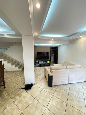Image 1 - 818634