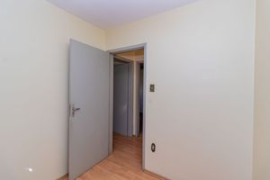 Image 7 - 818722