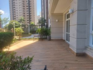 Image 19 - 818812