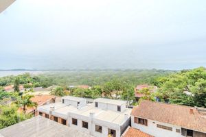 Image 1 - 818837