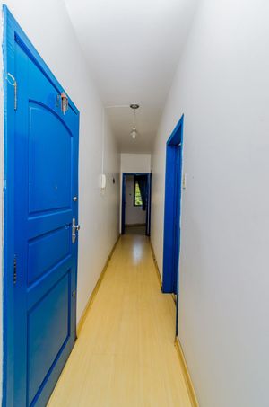 Image 7 - 818919