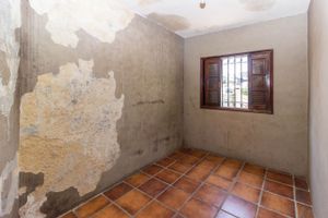 Image 46 - 819130