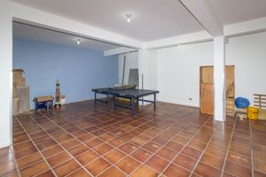 Image 55 - 819130