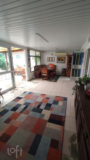 Image 1 - 819174