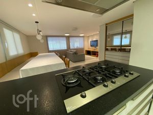 Image 37 - 819321