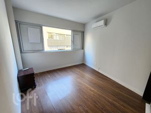 Image 8 - 819365