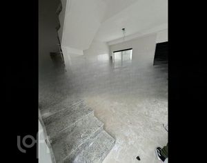 Image 4 - 819404