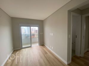 Image 23 - 819699