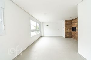 Image 9 - 819726
