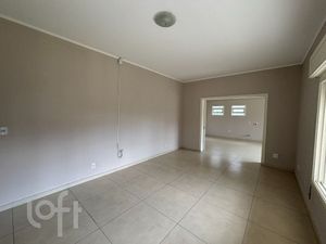 Image 8 - 819772