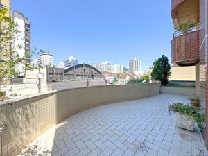 Image 2 - 819786