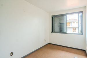 Image 16 - 819868